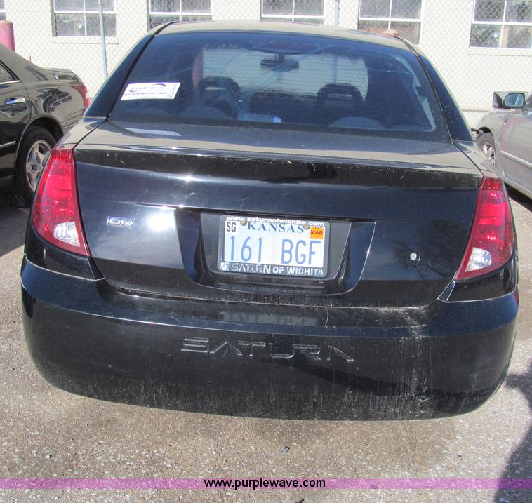 image for item G9648 2005 Saturn Ion Sedan 3