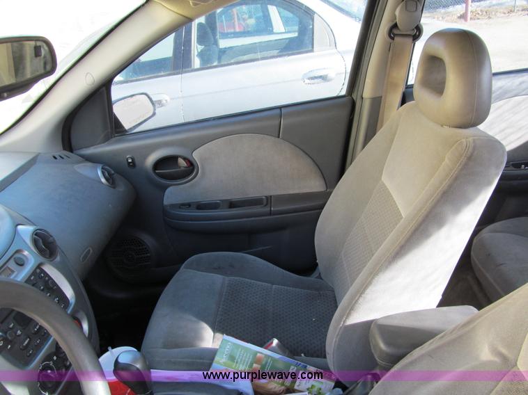 image for item G9648 2005 Saturn Ion Sedan 3