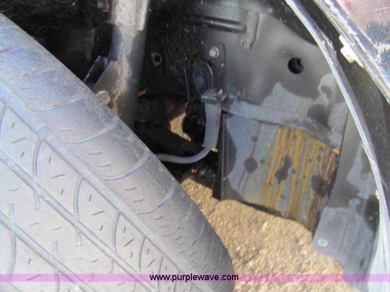 image for item G9648 2005 Saturn Ion Sedan 3