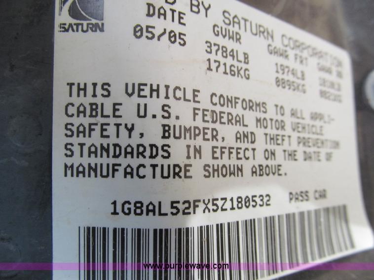 image for item G9648 2005 Saturn Ion Sedan 3
