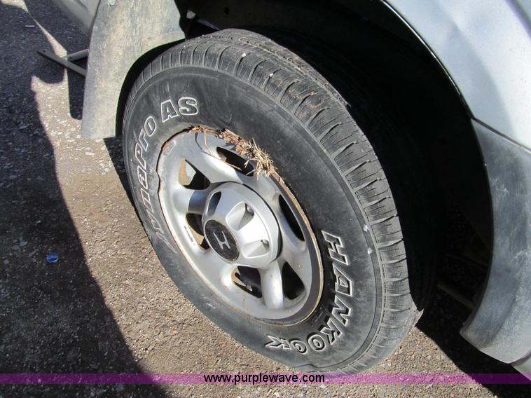 image for item G9649 2001 Honda Passport