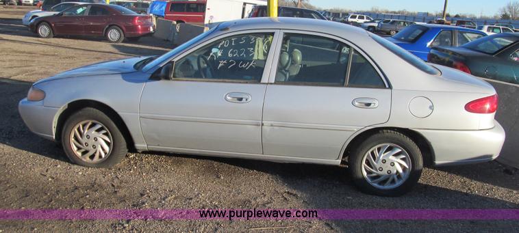 image for item G9651 1998 Ford Escort SE