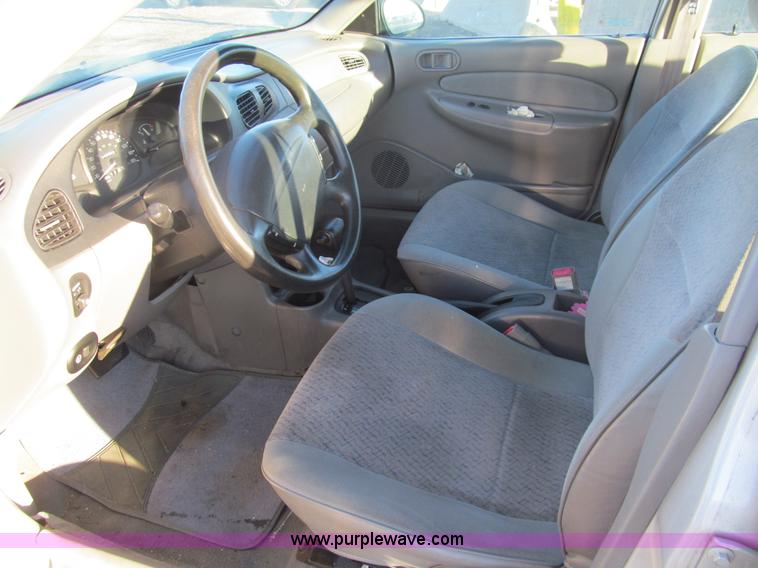 image for item G9651 1998 Ford Escort SE