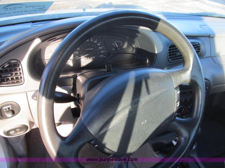 image for item G9651 1998 Ford Escort SE