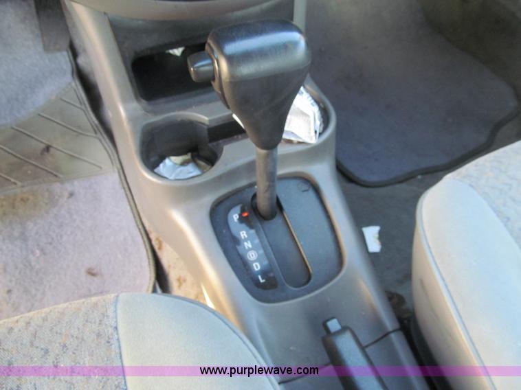 image for item G9651 1998 Ford Escort SE