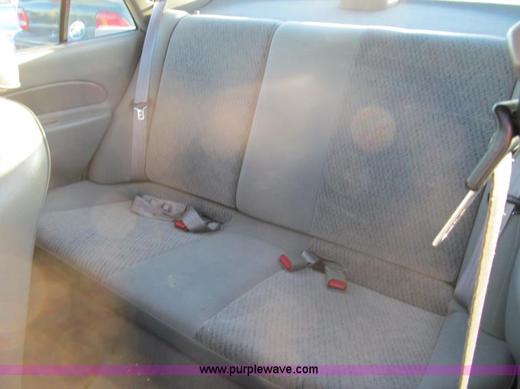 image for item G9651 1998 Ford Escort SE