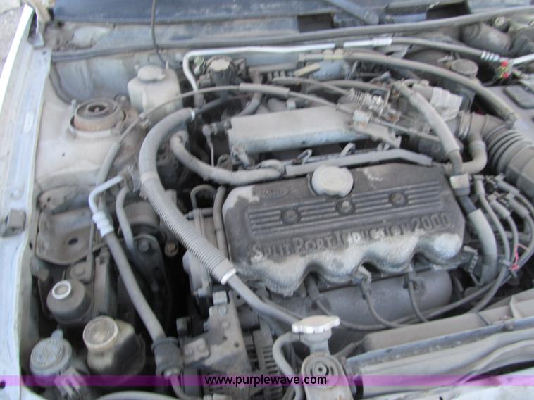 image for item G9651 1998 Ford Escort SE