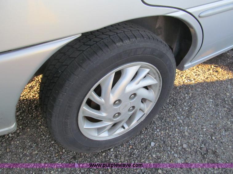 image for item G9651 1998 Ford Escort SE