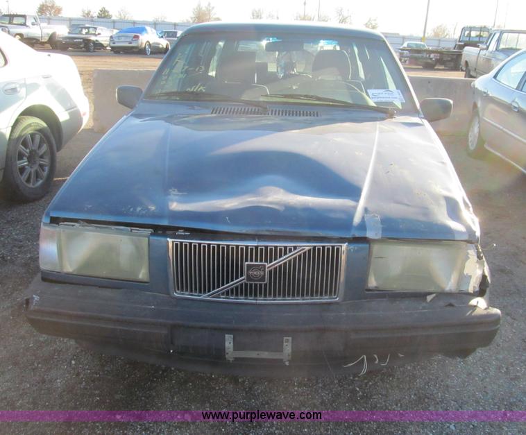 image for item G9652 1993 Volvo 940