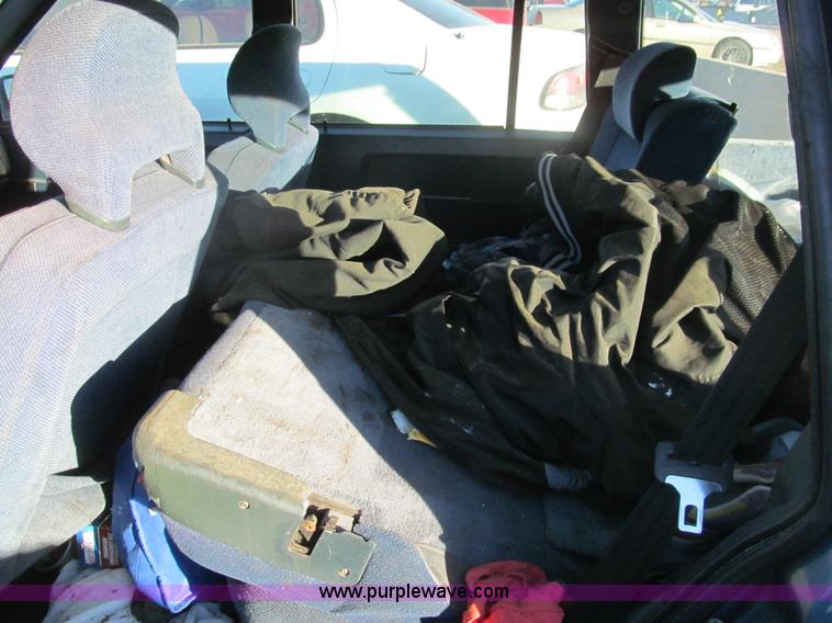 image for item G9652 1993 Volvo 940