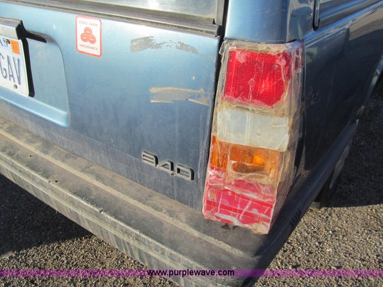 image for item G9652 1993 Volvo 940