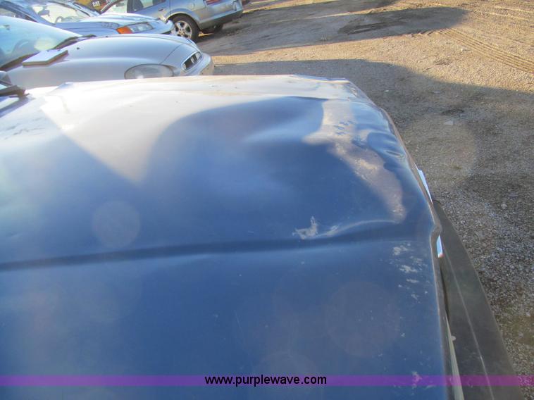 image for item G9652 1993 Volvo 940