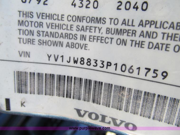 image for item G9652 1993 Volvo 940