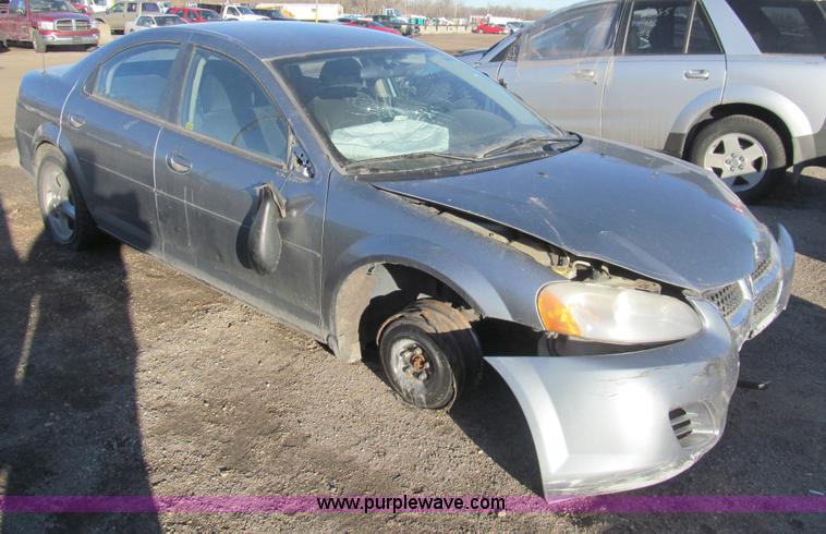 image for item G9653 2006 Dodge Stratus SXT