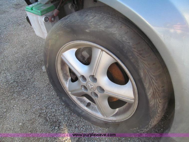 image for item G9653 2006 Dodge Stratus SXT