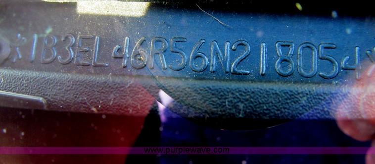 image for item G9653 2006 Dodge Stratus SXT