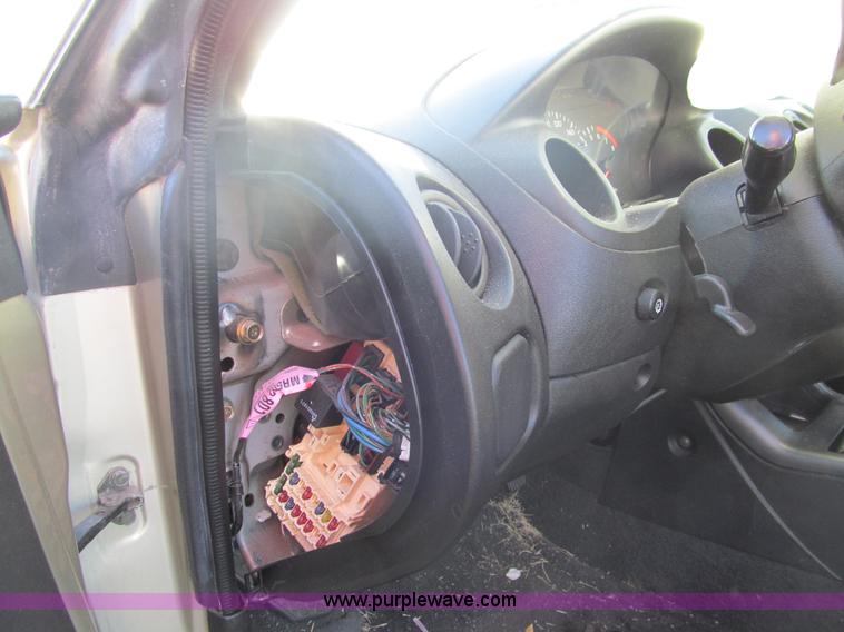 image for item G9655 2001 Dodge Stratus