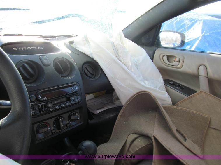 image for item G9655 2001 Dodge Stratus