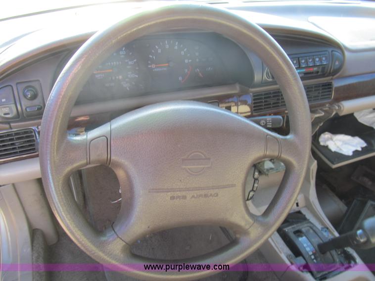 image for item G9656 1997 Nissan Altima