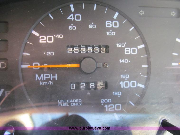 image for item G9656 1997 Nissan Altima