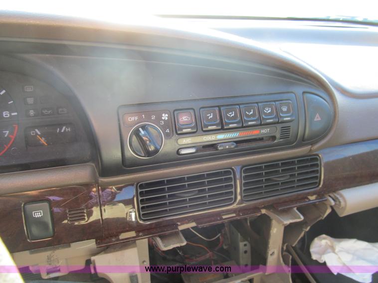 image for item G9656 1997 Nissan Altima