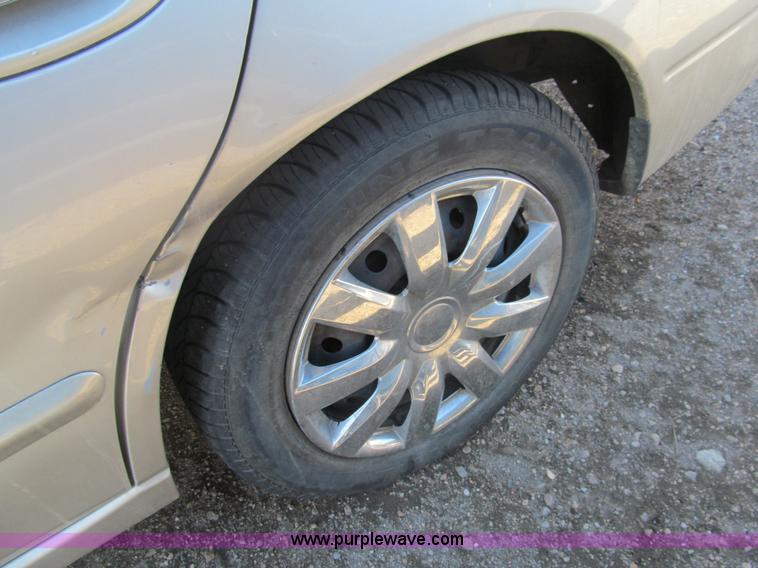 image for item G9656 1997 Nissan Altima