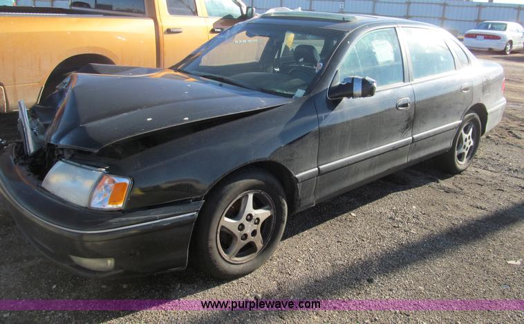image for item G9658 1998 Toyota Avalon XLS