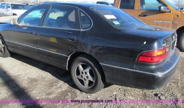 image for item G9658 1998 Toyota Avalon XLS
