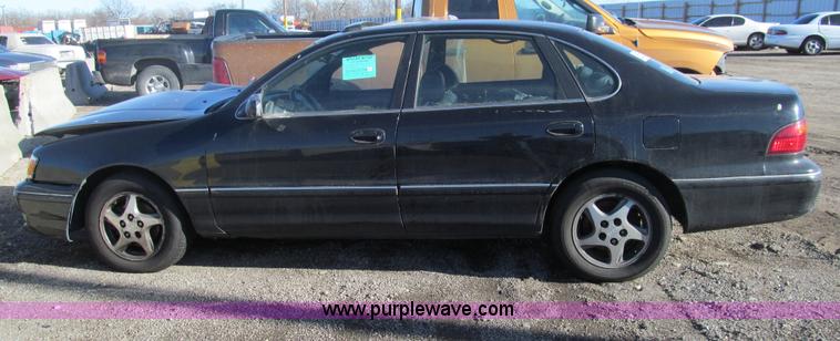 image for item G9658 1998 Toyota Avalon XLS