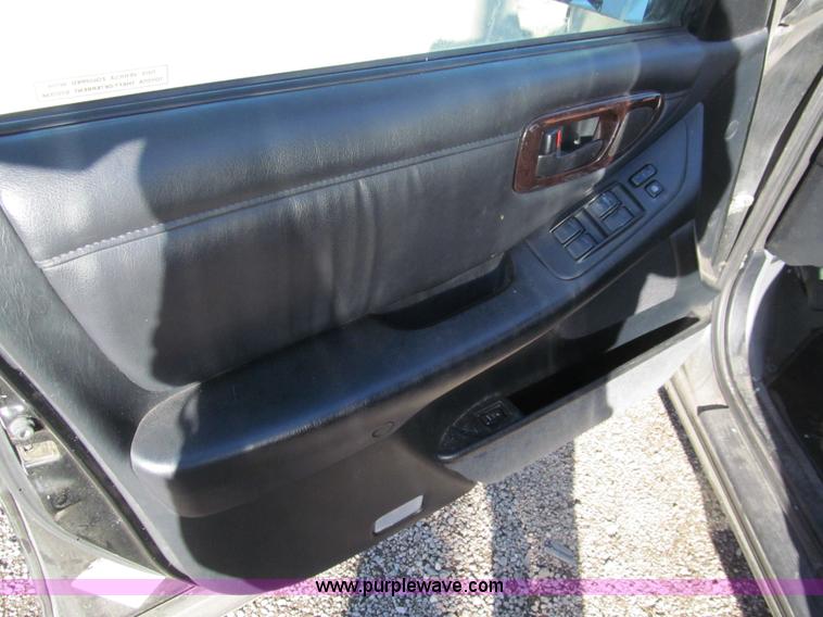 image for item G9658 1998 Toyota Avalon XLS