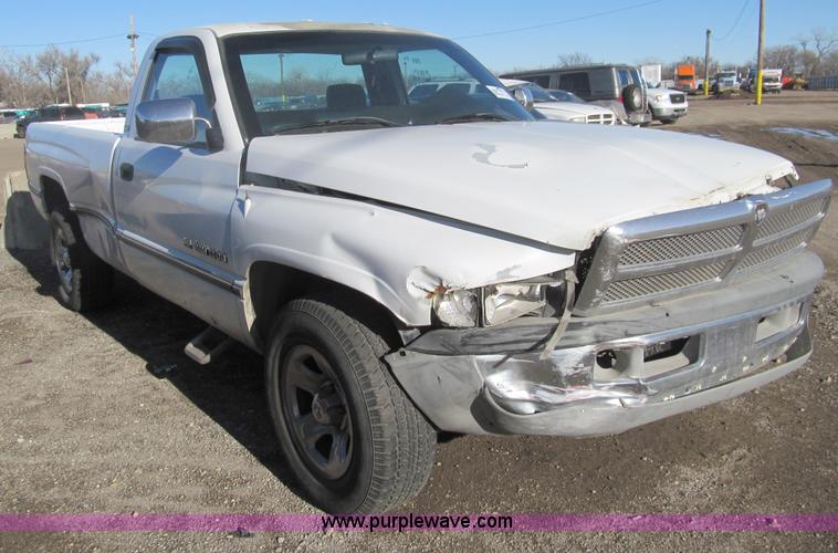 image for item G9659 1997 Dodge Ram 1500 pickup truck