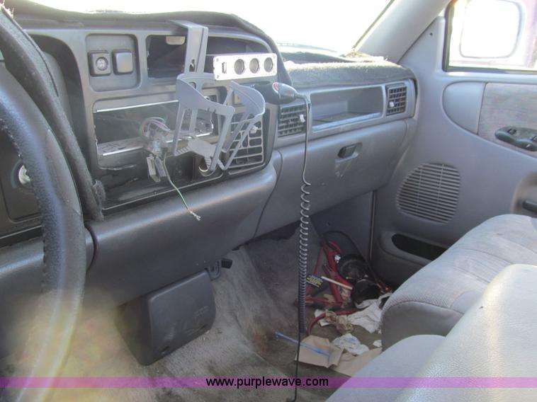 image for item G9659 1997 Dodge Ram 1500 pickup truck
