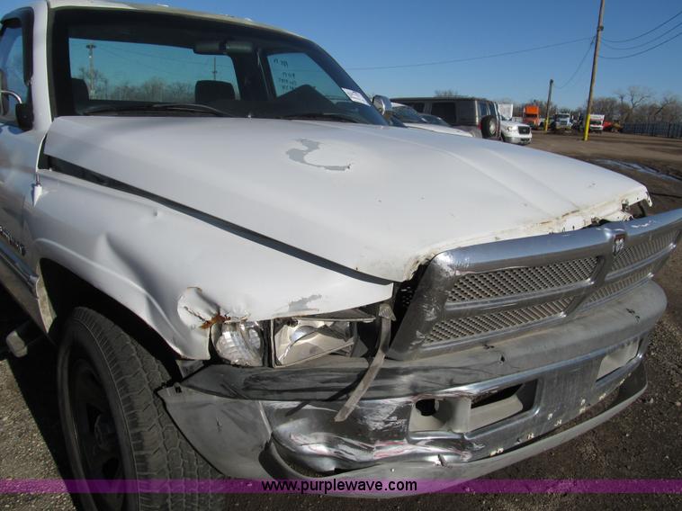 image for item G9659 1997 Dodge Ram 1500 pickup truck