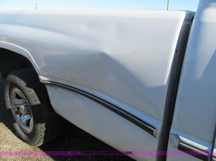 image for item G9659 1997 Dodge Ram 1500 pickup truck