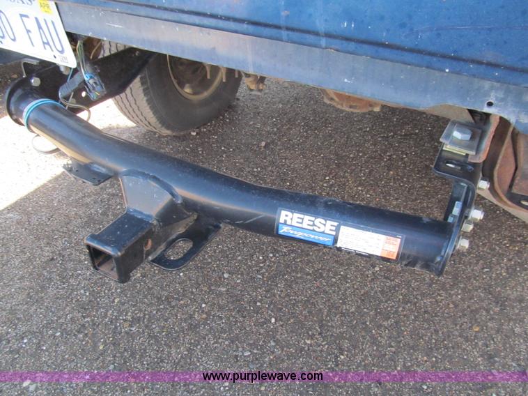 image for item G9660 1993 Chevrolet 1500 pickup truck