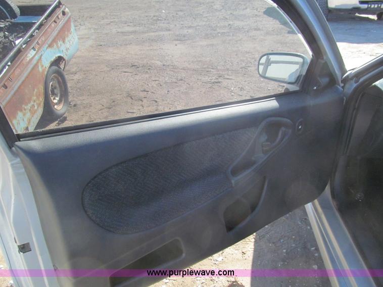 image for item G9667 2004 Chevrolet Cavalier LS Sport