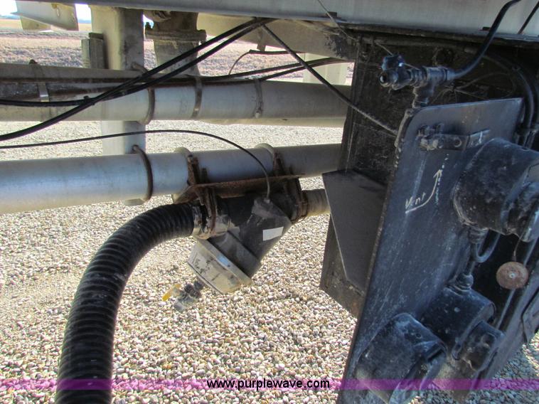 image for item AE9045 1981 VIM tanker trailer