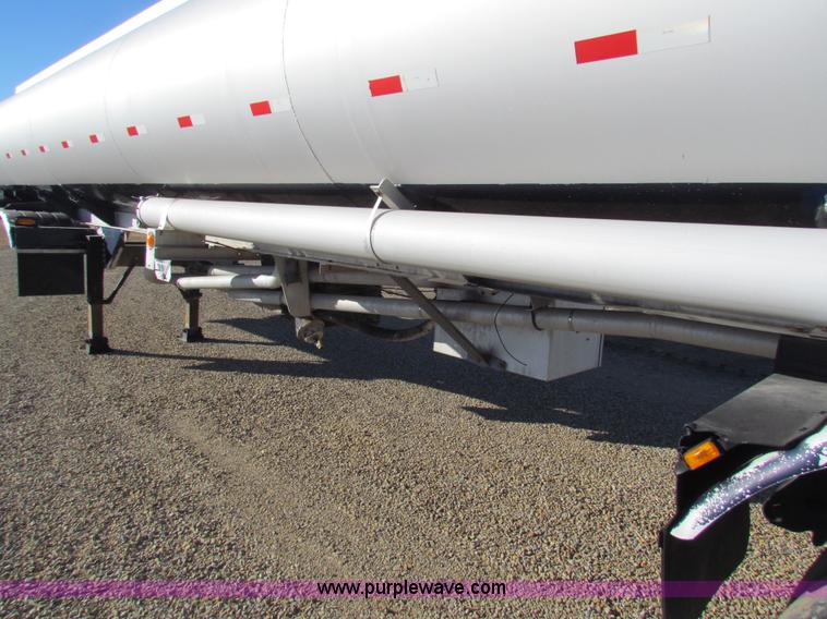 image for item AE9045 1981 VIM tanker trailer