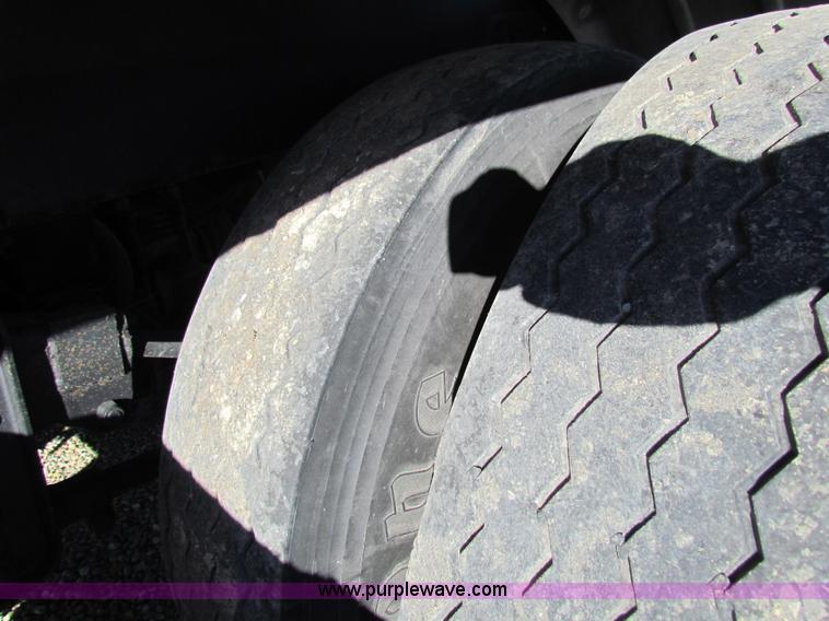 image for item AE9045 1981 VIM tanker trailer