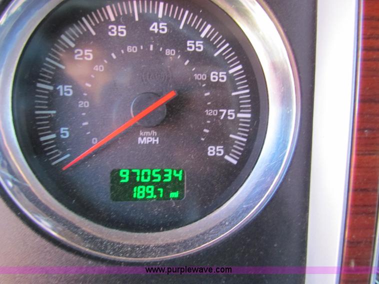 image for item AE9047 2007 Kenworth T600B semi truck