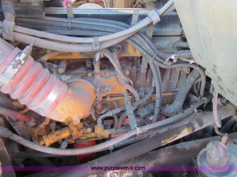 image for item AE9047 2007 Kenworth T600B semi truck