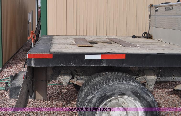 image for item G6371 1987 Ford LN8000 flatbed truck