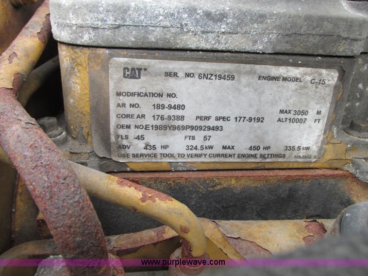 image for item G9177 2001 Peterbilt 387 semi truck