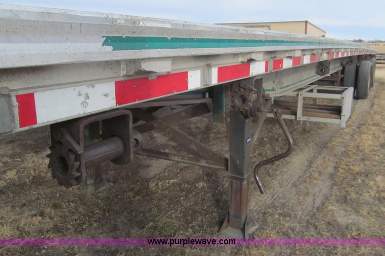 image for item G9582 2001 Chaparral aluminum trailer