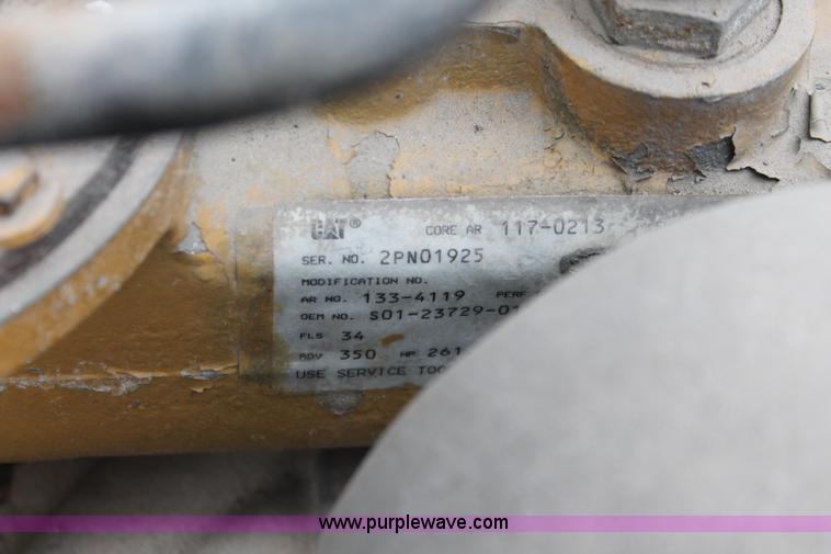 image for item H8321 1997 Freightliner FLD120 semi truck