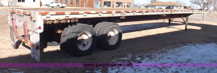 image for item I9209 1997 Wilson trailer