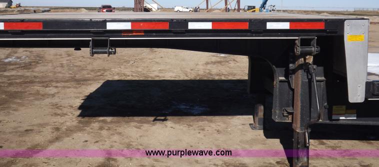 image for item I9222 2012 Transcraft step deck trailer
