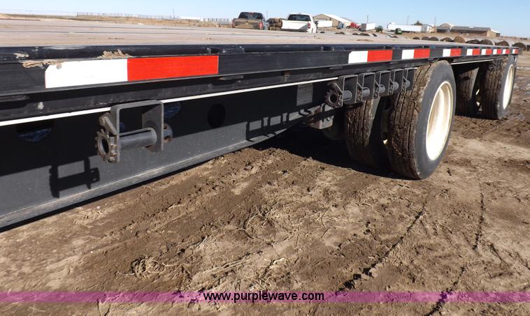 image for item I9222 2012 Transcraft step deck trailer