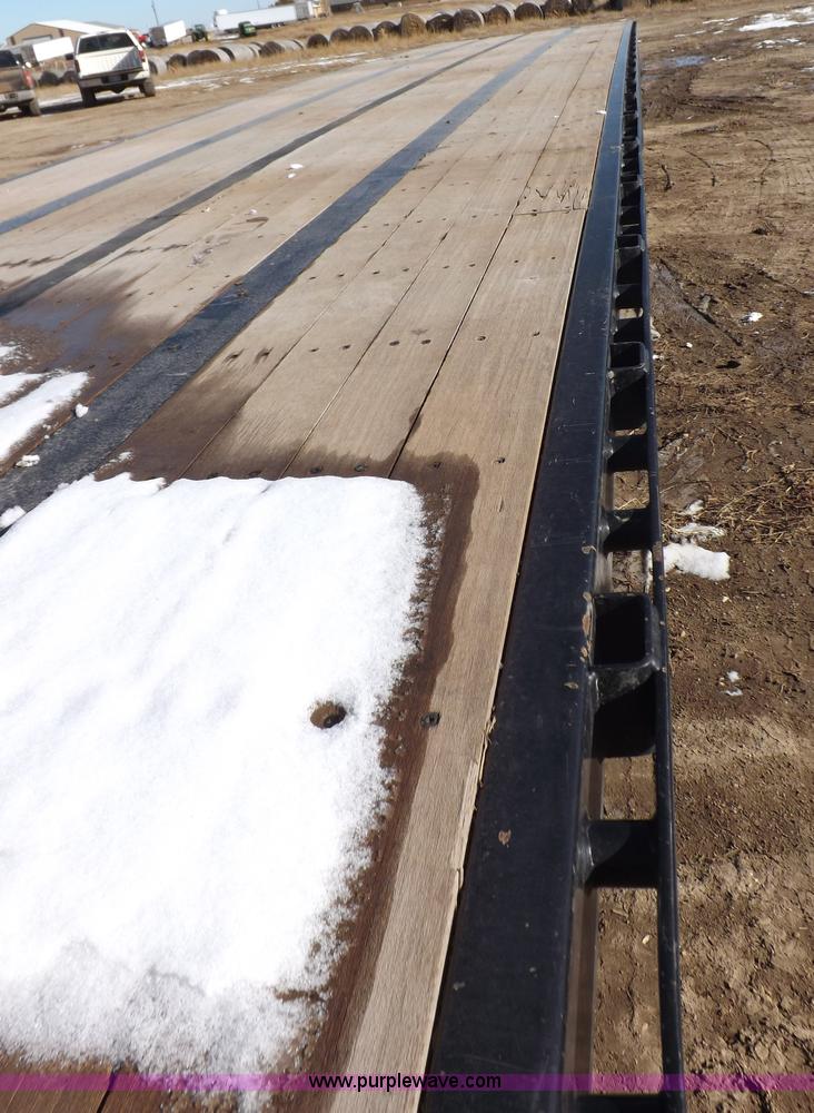 image for item I9222 2012 Transcraft step deck trailer