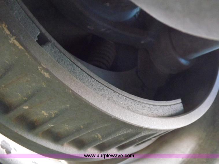 image for item I9222 2012 Transcraft step deck trailer